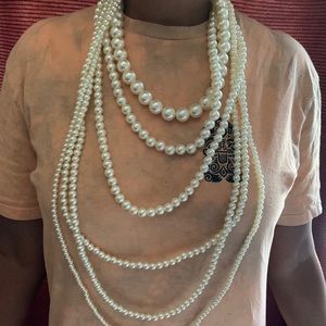 Pearl necklace
